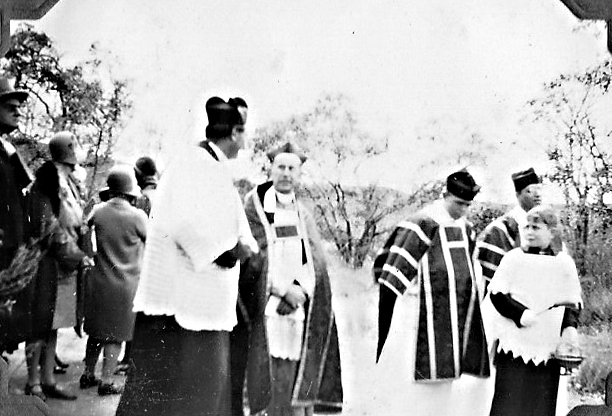 1930_reburial_coghlan