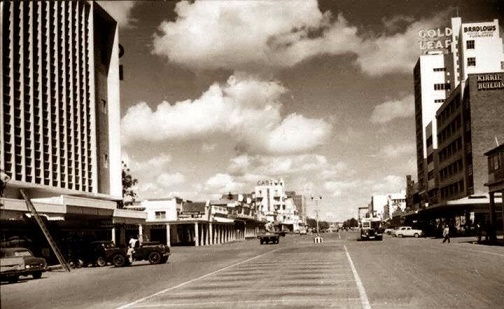 ed_1940s_abercorn_st_south_9th_ave_OK_kirrie.jpg