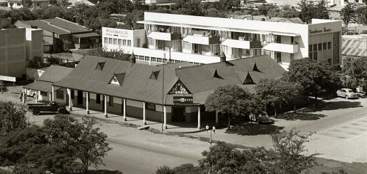 ed_1950s_8th_ave_rhodes_st_chalet_hotel.jpg