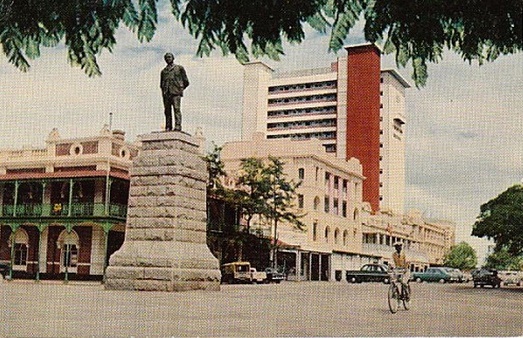 ed_1950s_CJR_statue_with_old_scotts_building.jpg