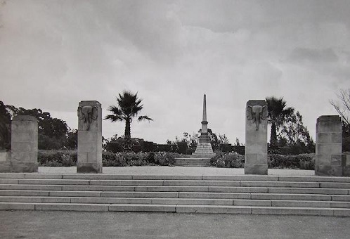 ed_1960s_lendy_memorial.jpg