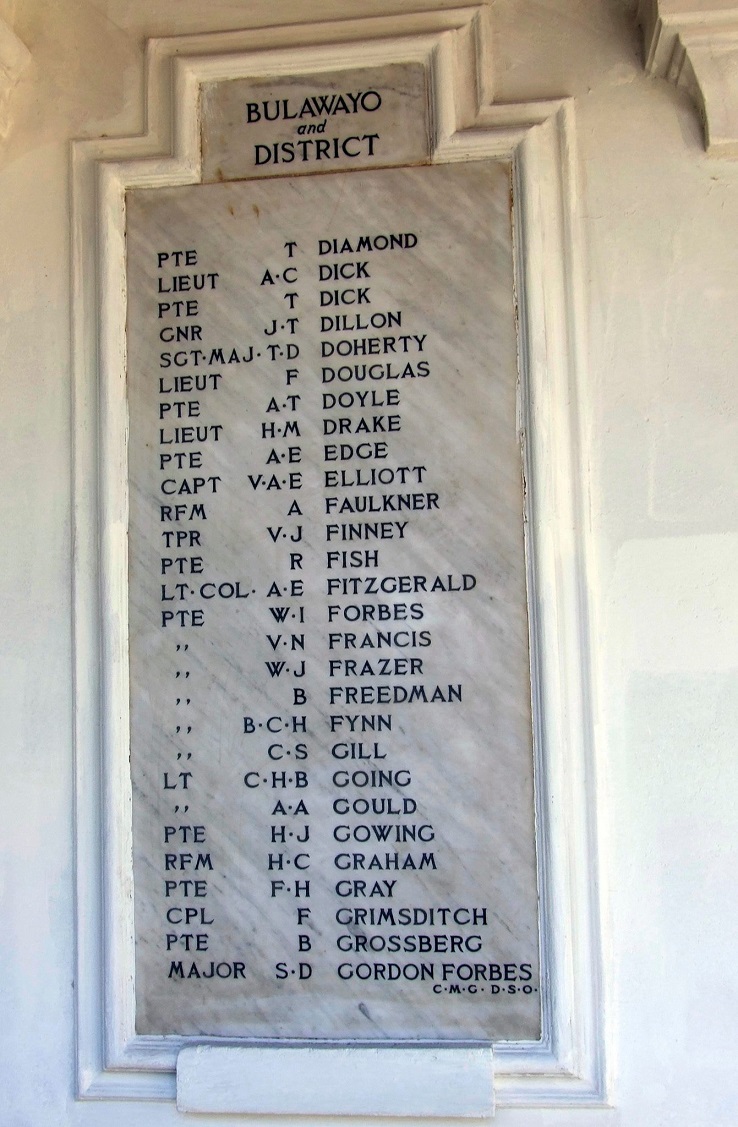hist_memor_cenotaph_board_bulawayo_district_03