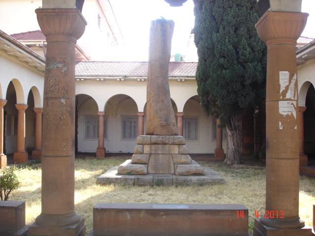 hist_memor_cenotaph_2013