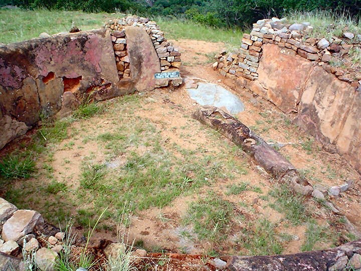 nb_khami_ruins_centre_room