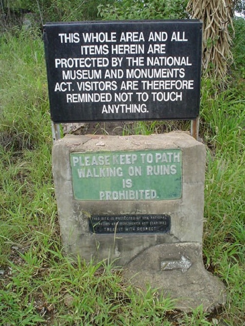 ob_khami_ruins_prohibited_sign.JPG