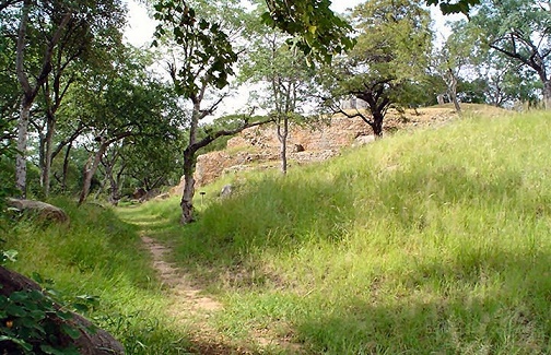 ob_khami_ruins_view_5781.JPG