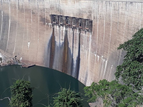 oc_kariba_build_stains_zambia.JPG