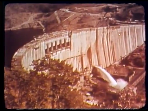 oc_ka_build_1956_wall_gate_01