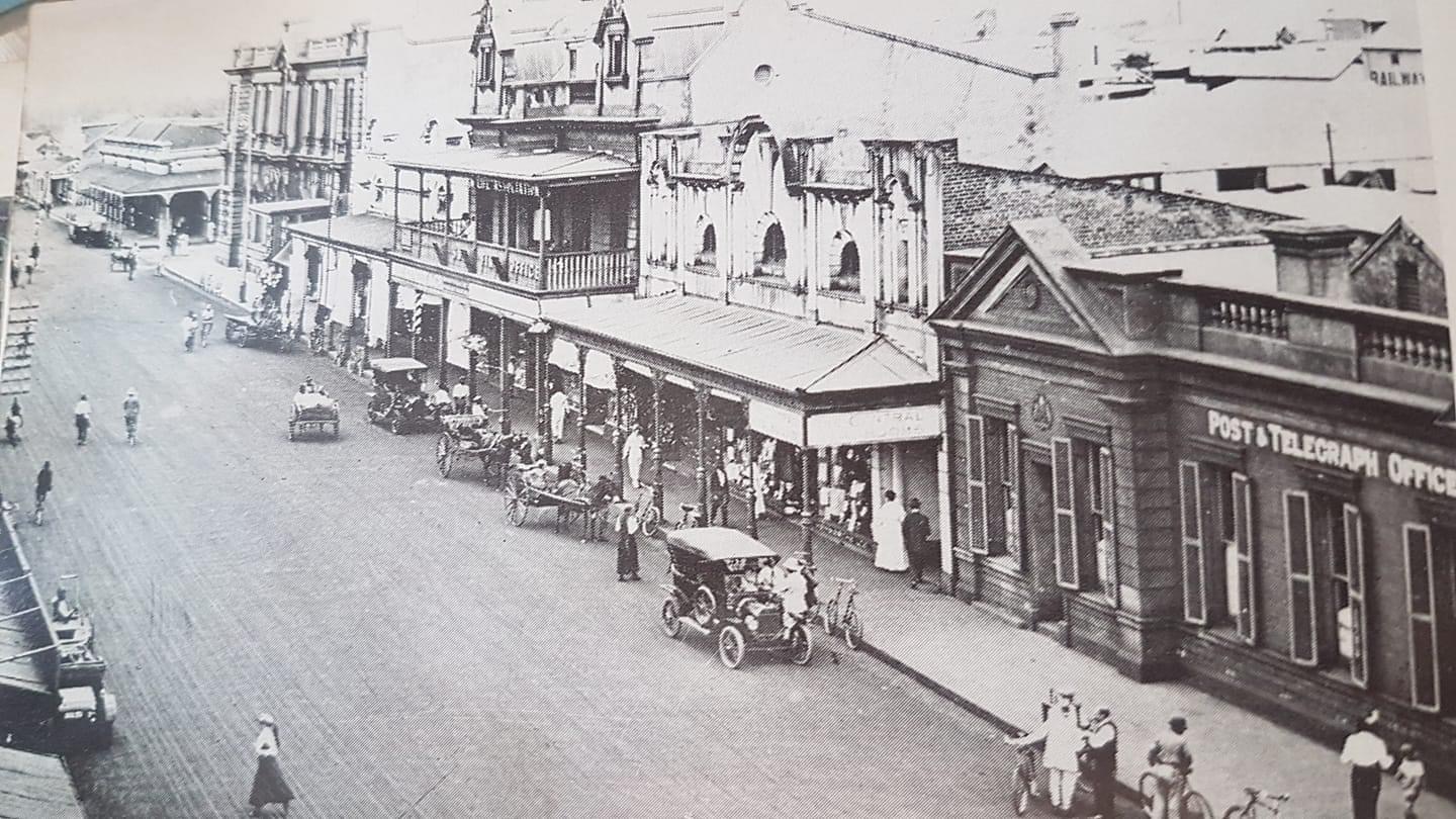 oc_sal_1915_manica_road