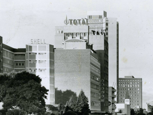 oc_sal_ed_pc_art_publishers_typeIVA_sal_total_sign