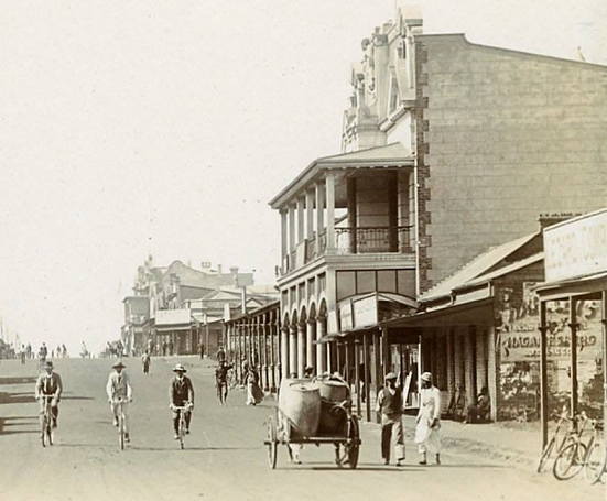 oc_sal_ed_pc_sapsco_0700K_series_sal_resin&taylor_cyclists