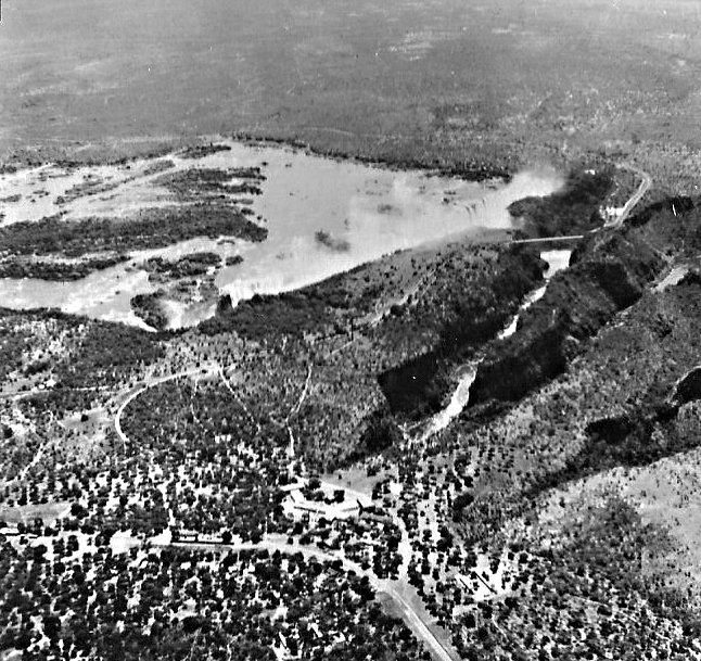 1930s_vic_falls_view