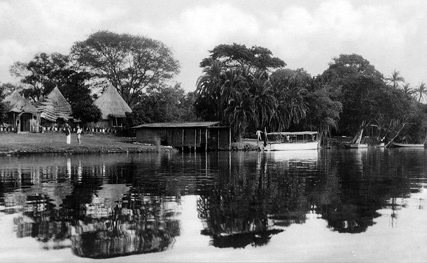 oc_vf_boat_house_1920s_water.png