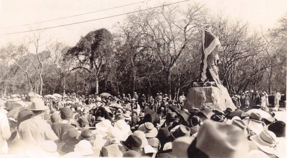 oc_vf_livingstone_unveiling_flag