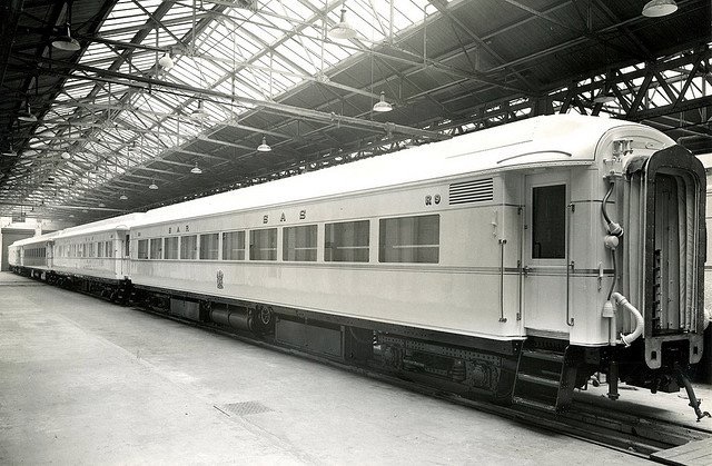 ob_vic_falls_train_in_station_bw