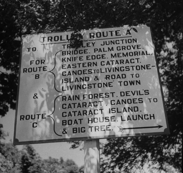 ob_vf_trolley_route_sign_bw.JPG