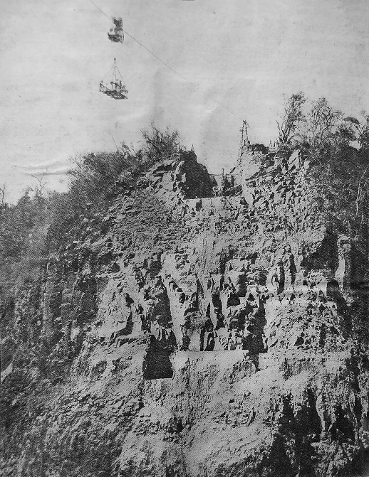 oc_vf_vicfalls_build_hoist_workers