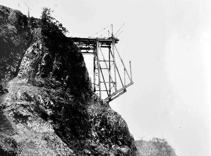 oc_vf_vicfalls_build_start