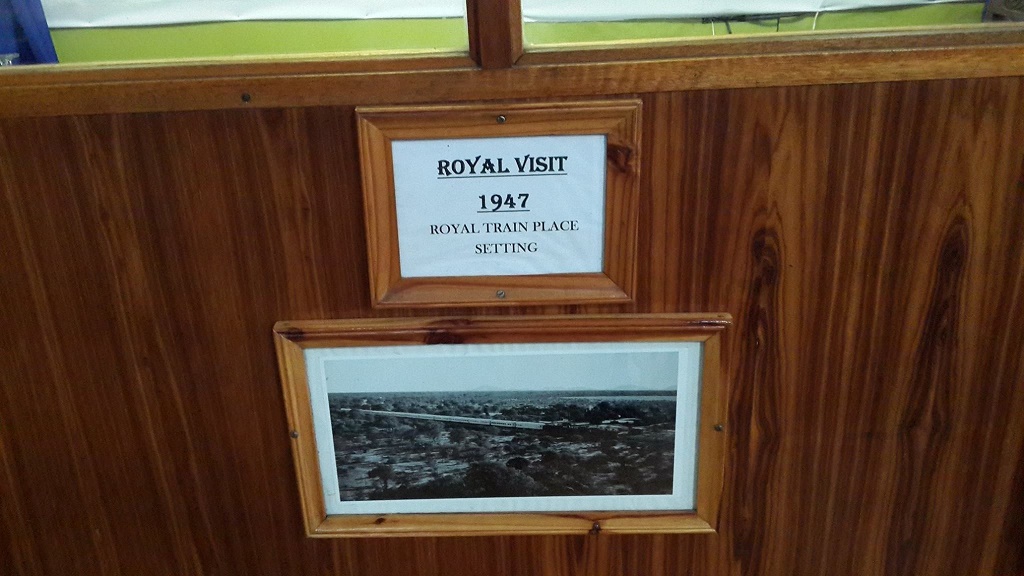 ed_1947_royal_at_rm_mus_nrz_coach