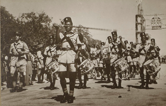 ed_1947_royal_salis_southern_rhodesia_7apr_band