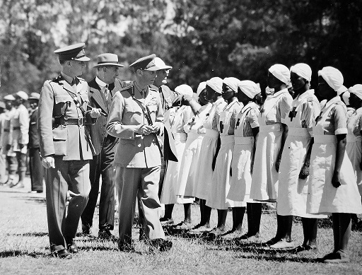 ed_1947_royal_tour_nurses_inspection