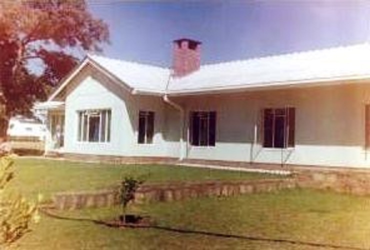 oc_ps_kezi_mess_1970s