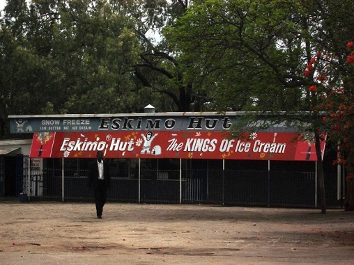 at_esk_eskimohut_banner_kings