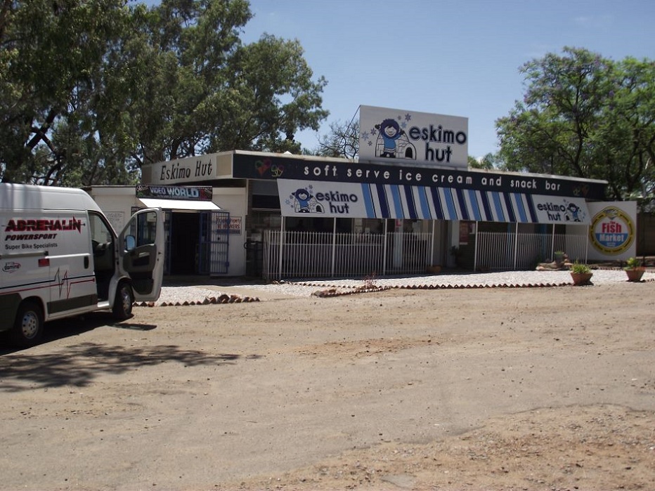 at_esk_eskimo_hut_delivery