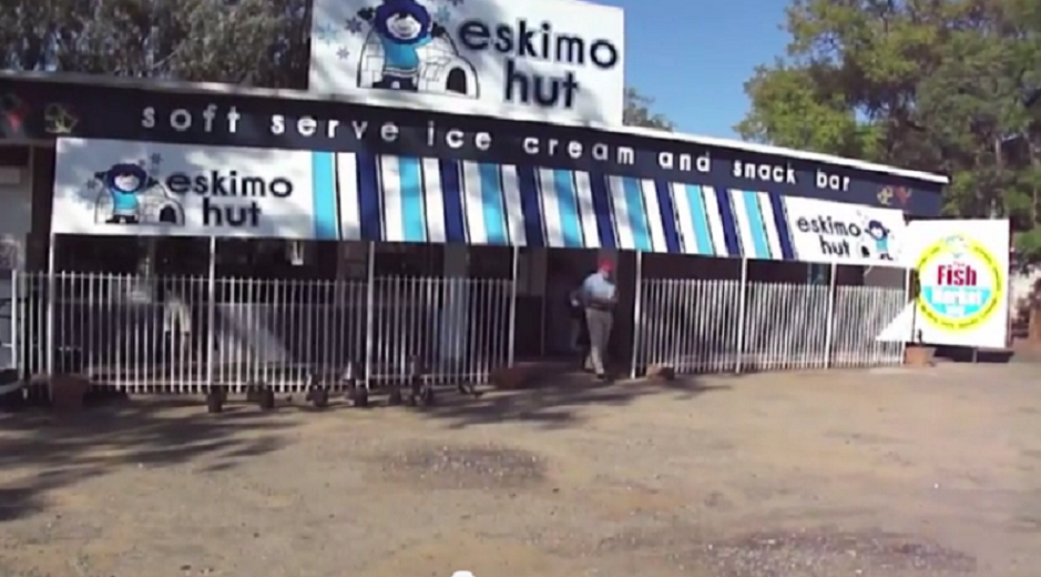 at_esk_eskimo_hut_fishsign