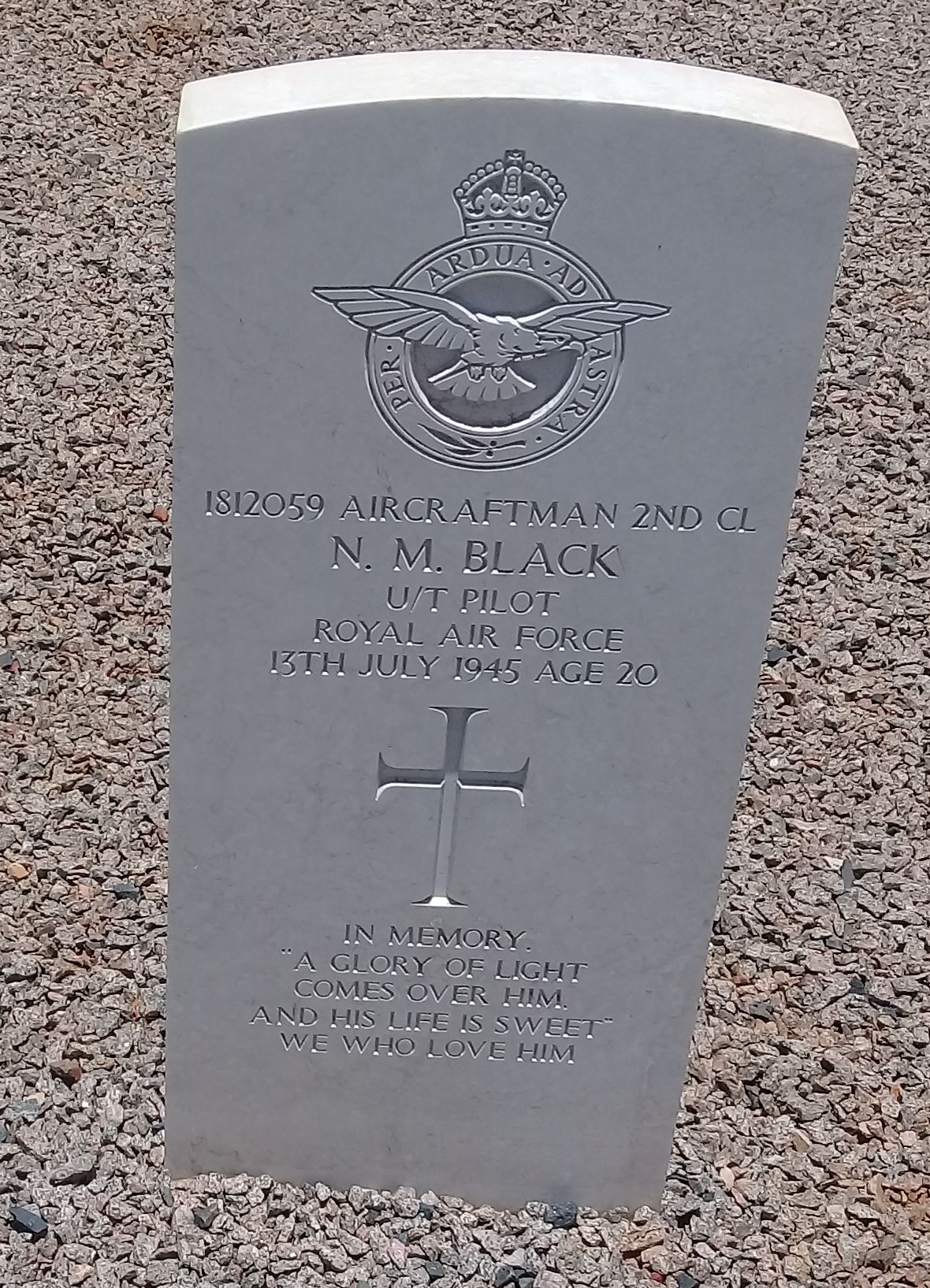 byo_athlone_black_1945