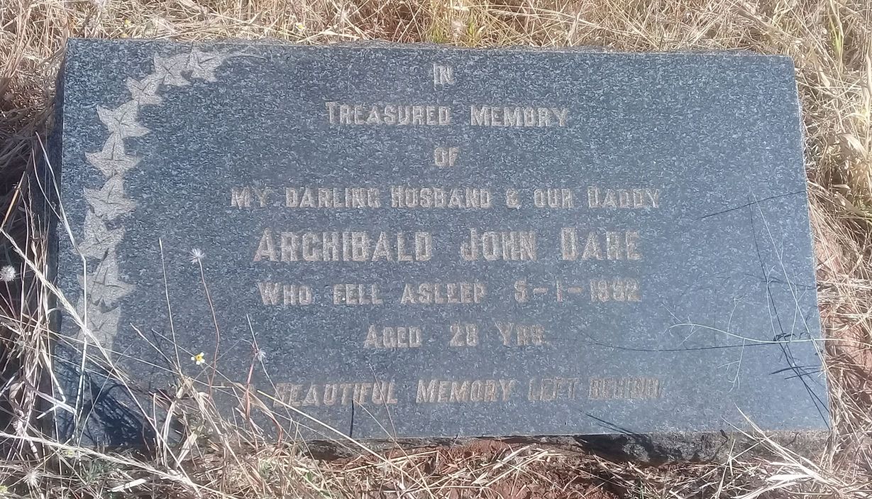 cemeteries_headstone_byo_dare_1982