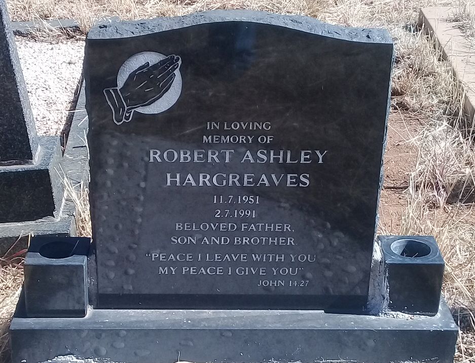 cemeteries_headstone_byo_hargreaves_1991