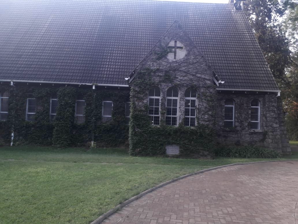 ch_stmarg_margarets_driveway_1345