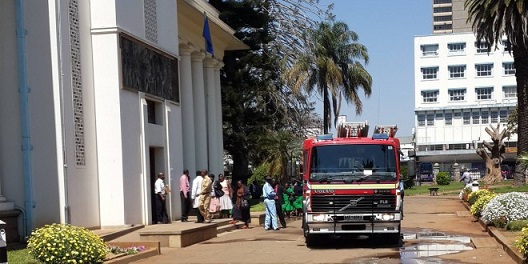 ch_bdg_city_hall_fire_engine.jpg