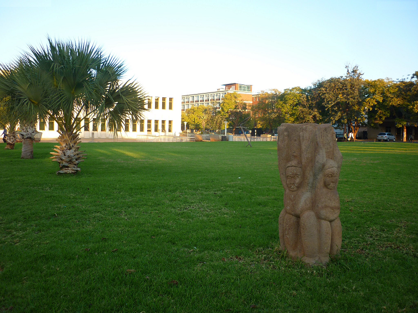 at_bcc_rev_hall_statue_palm