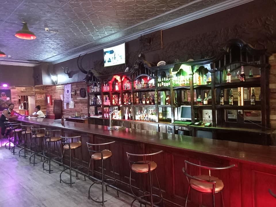 at_bar_exch_vintage_red