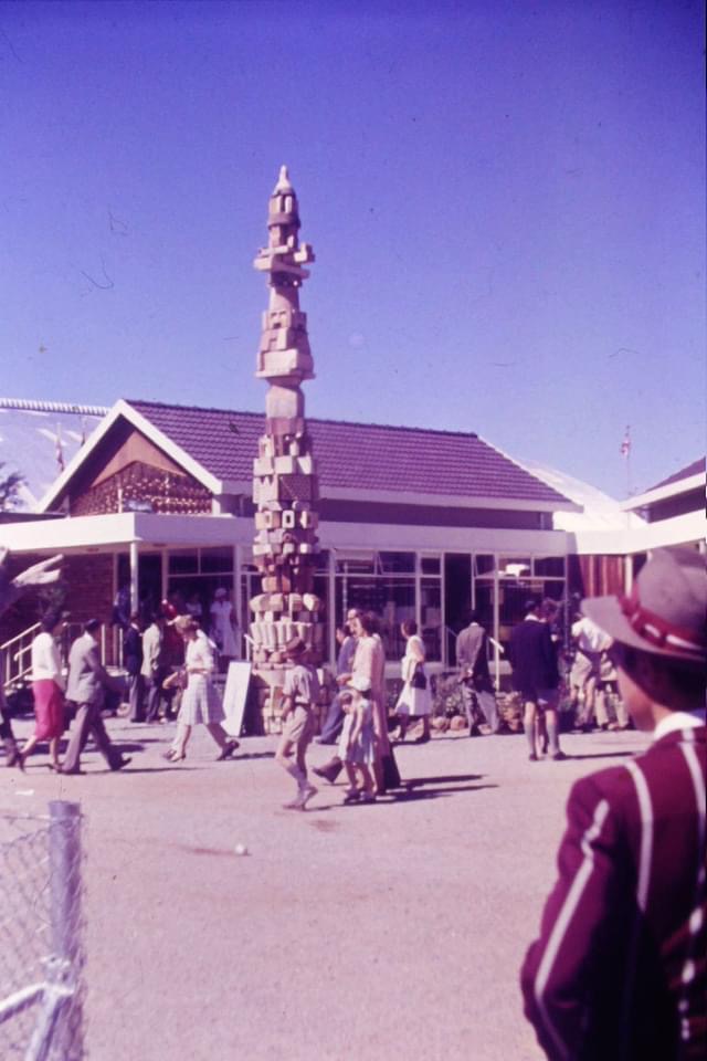 tf_1960_totem_pole