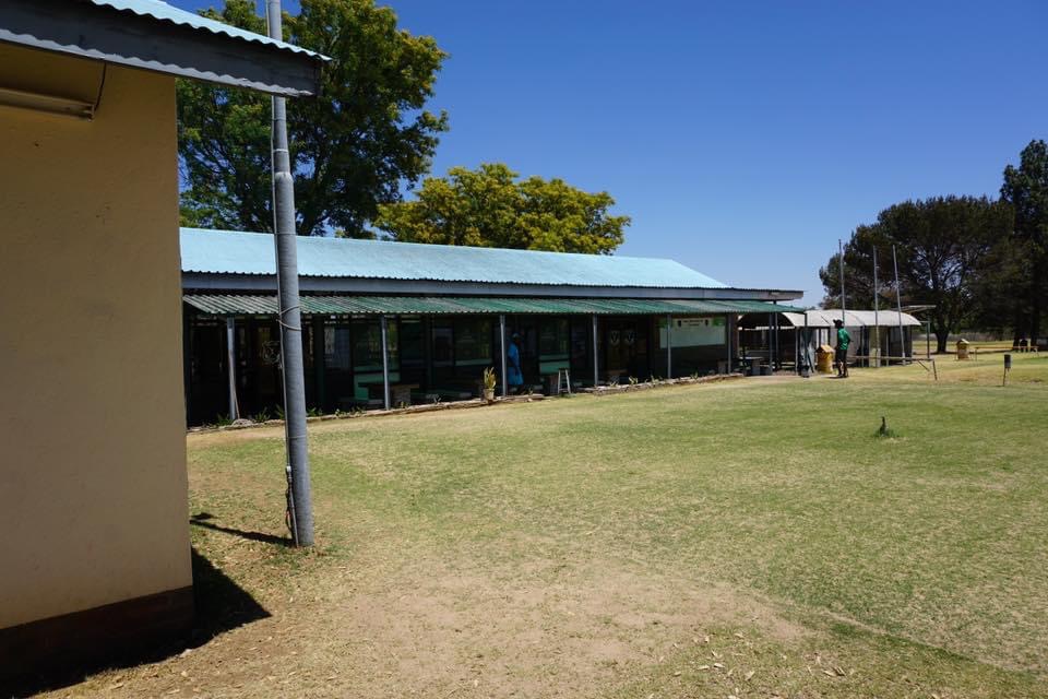 cl_golf_hagc_club_house_lawns