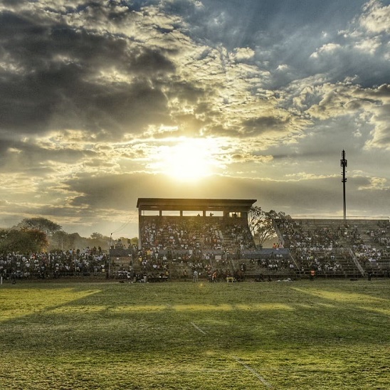 cl_hart_grandstand_clouds_2166