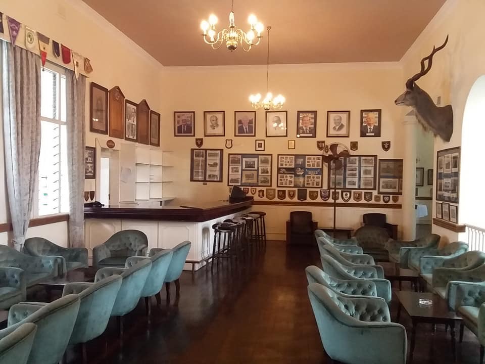 cl_soc_byo_club_lounge_hart_photos