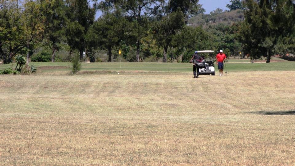 cl_golf_bcc_no11_fairway_cart