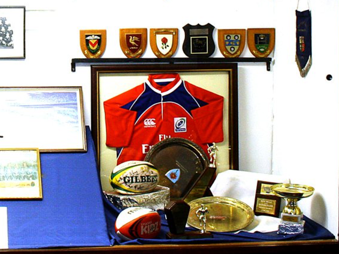 cl_hart_rugby_museum_display_rugbballs_signed