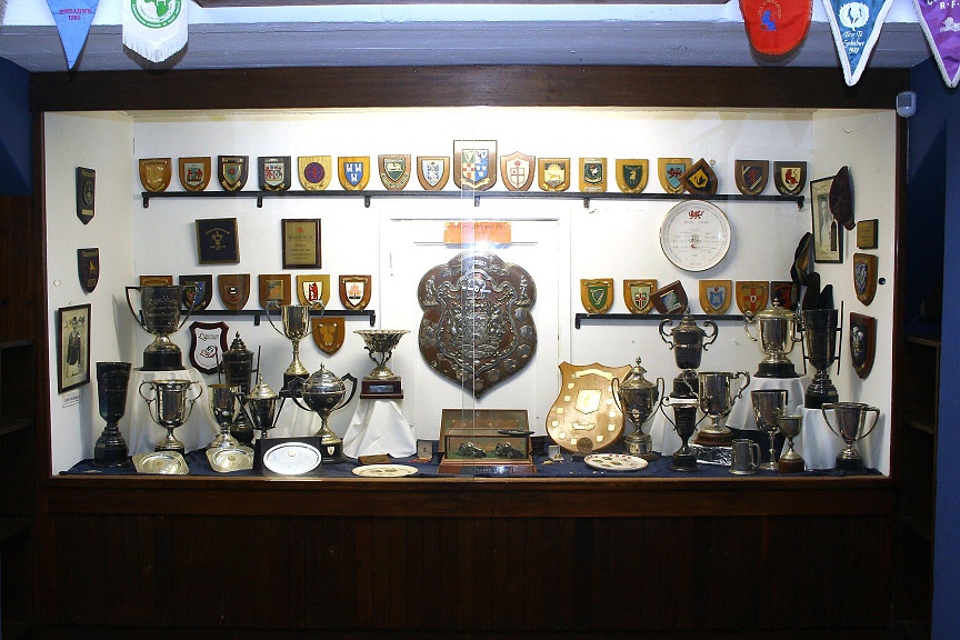 cl_hart_rugby_museum_trophy_cabinet