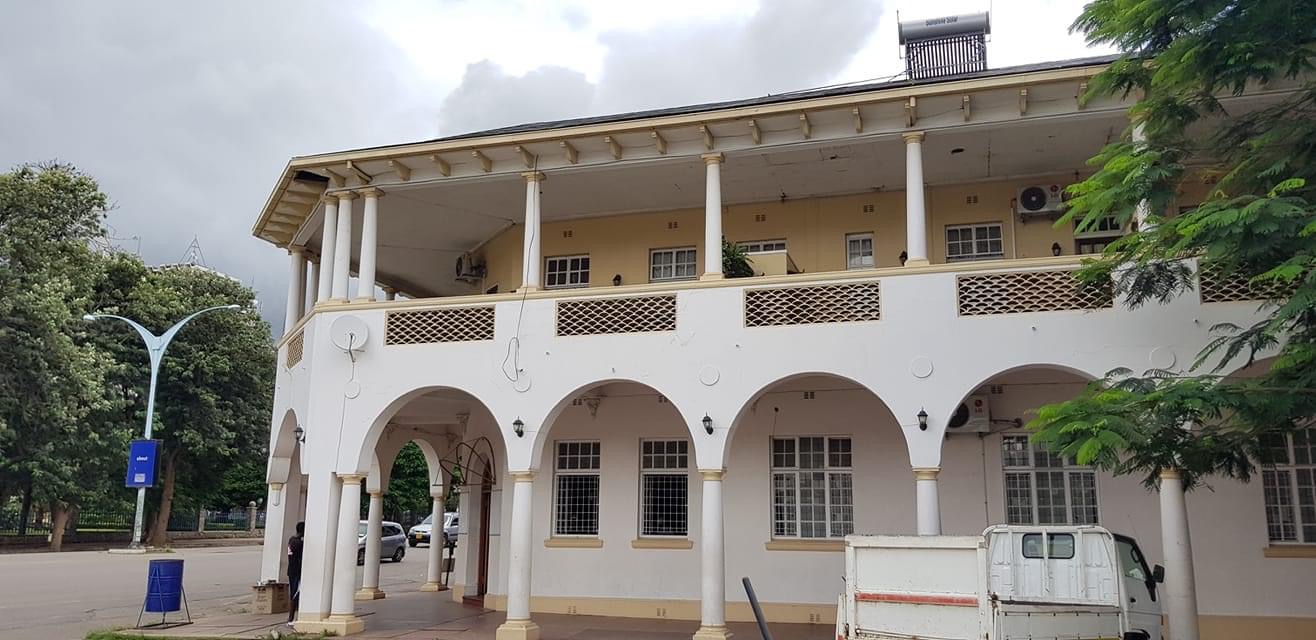 ed_2021_hot_sel_kings_head