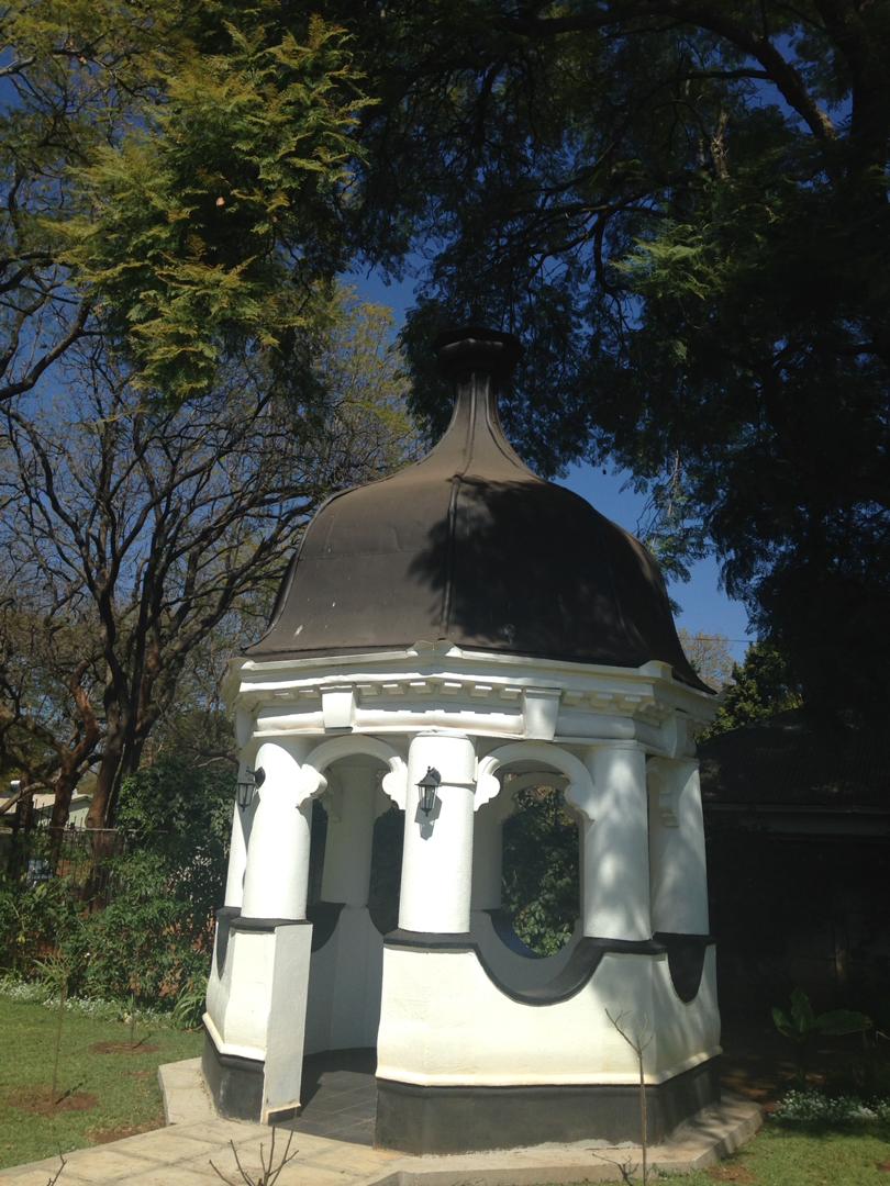 ed_at_hot_gh_cupola_20181005