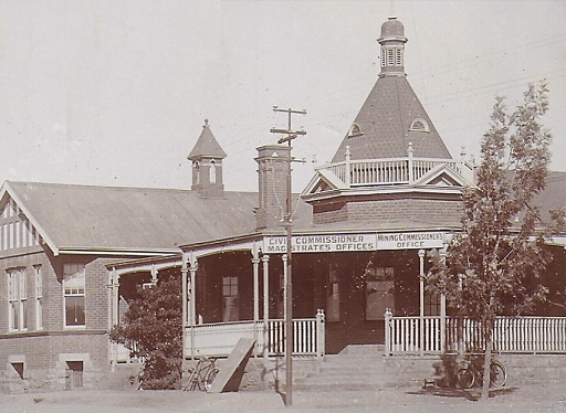ed_pc_sapsco_1920s_series06xx_civil_commisioner_office_sign
