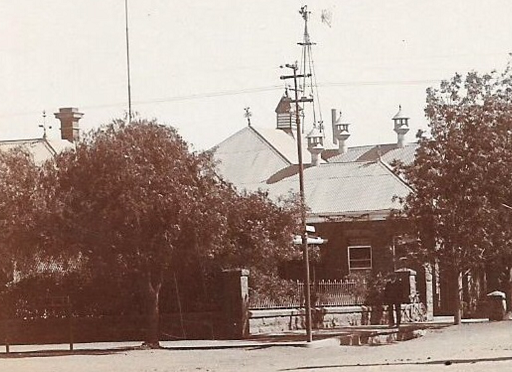 ed_pc_sapsco_19xx_series0600_bulawayo_club_fence