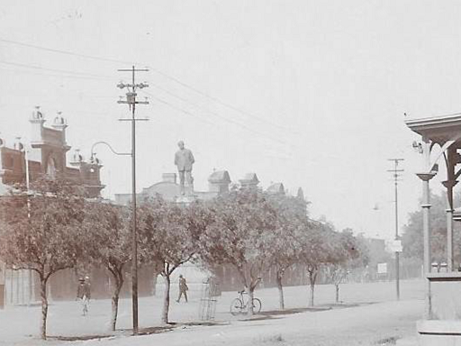 ed_pc_sapsco_bseries_1920s_band_stand_statue_main_street_closeup
