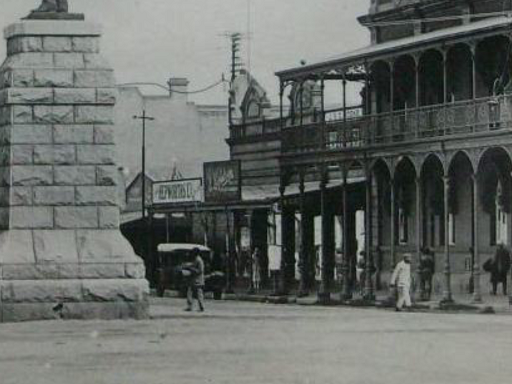 ed_pc_sapsco_bseries_1920s_eighth_avenue_hepworths_closeup