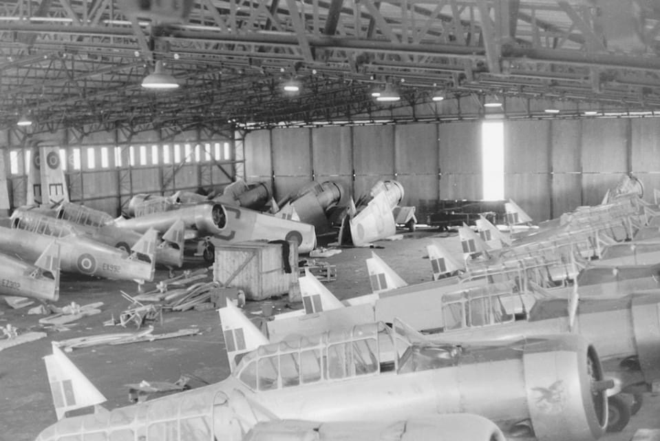 nb_heany_hanger_planes